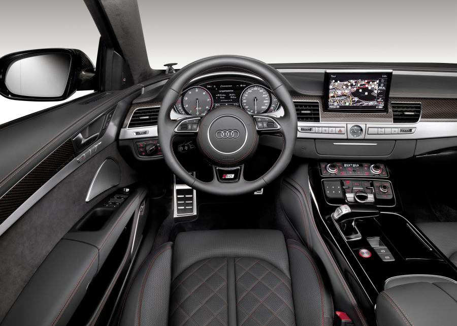 Торпедо Audi S8 Plus (D4) 2015 года  (WW) (фото 42 из 47)